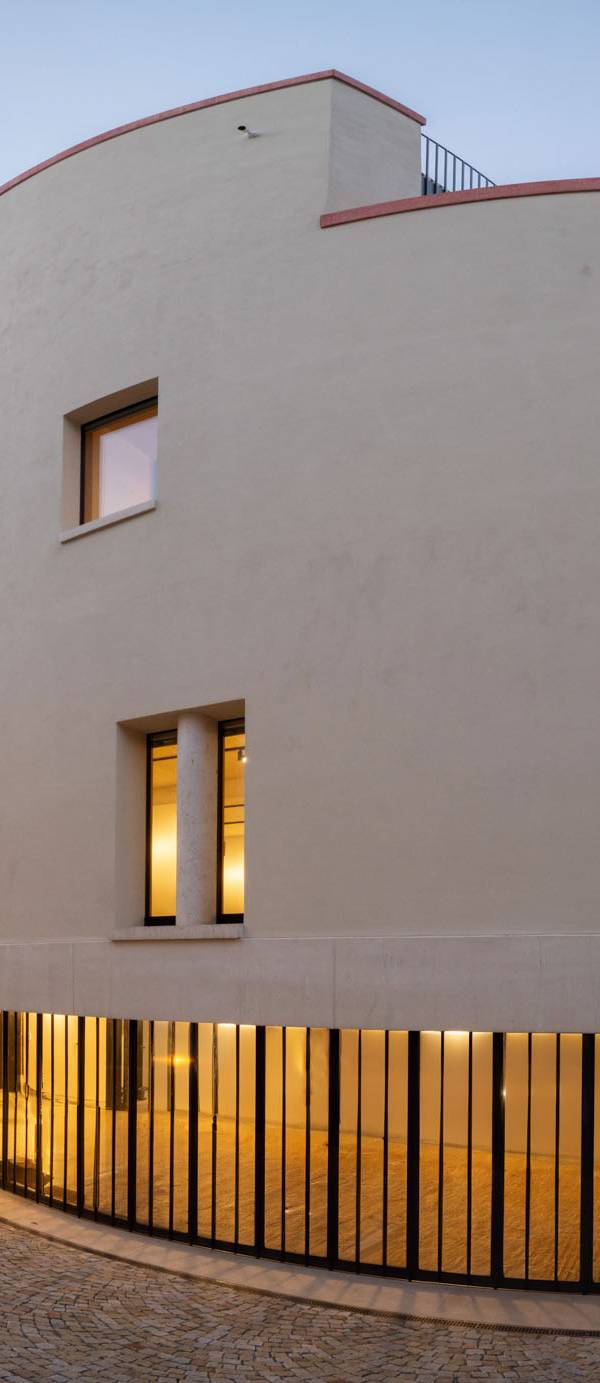 Bytový dům s galerií Malá Strana