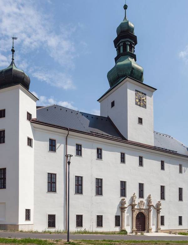Rekonstrukce Zámeckého hotelu Třešť