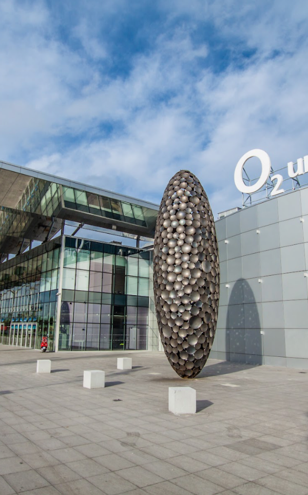 O2 Universum
